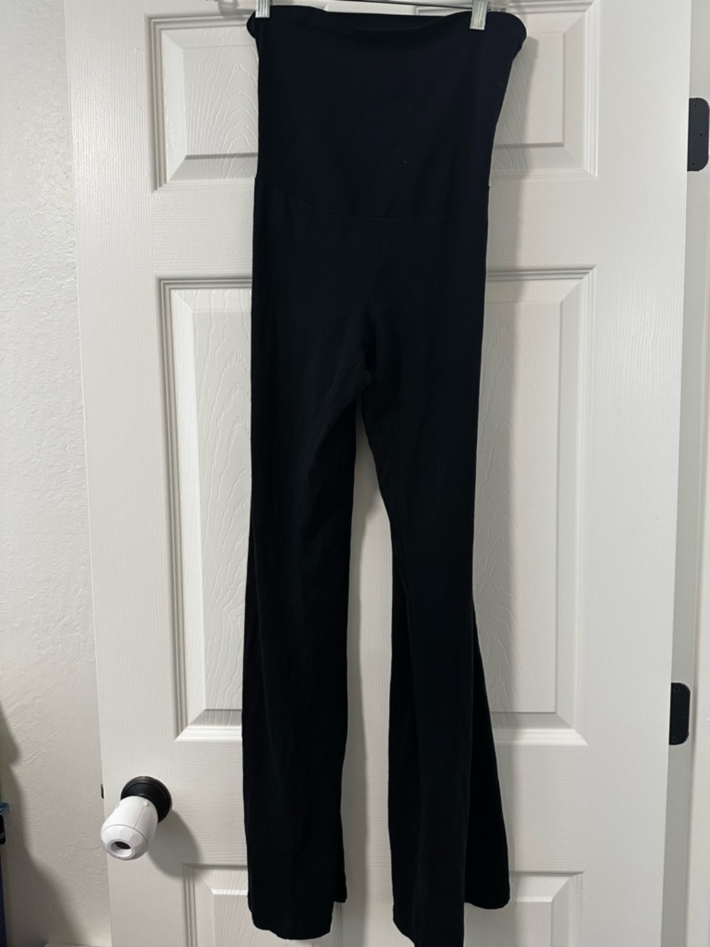 Motherhood maternity Black High-Waist leggings size XL